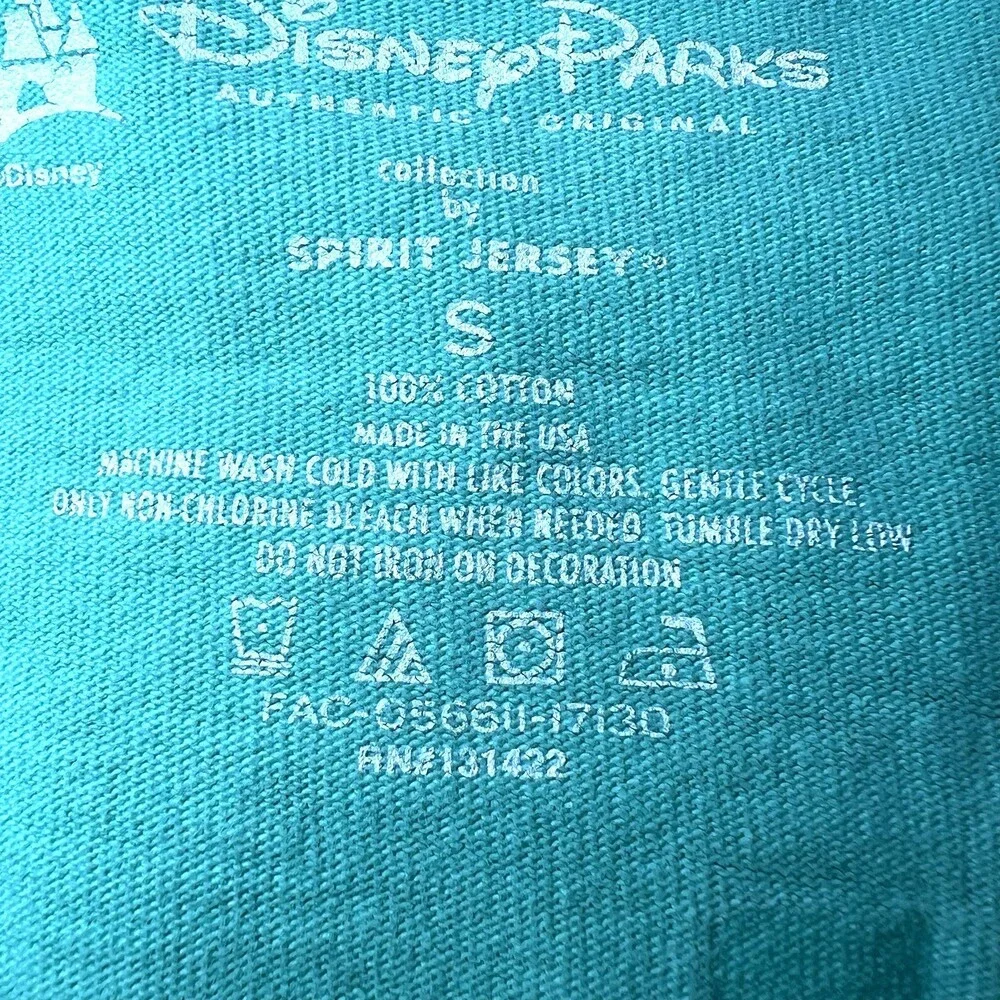 Walt Disney World Spirit Jersey Mint Green Seafoam Logo Est 1971 Size Small‎